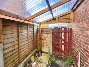 Side- click for photo gallery